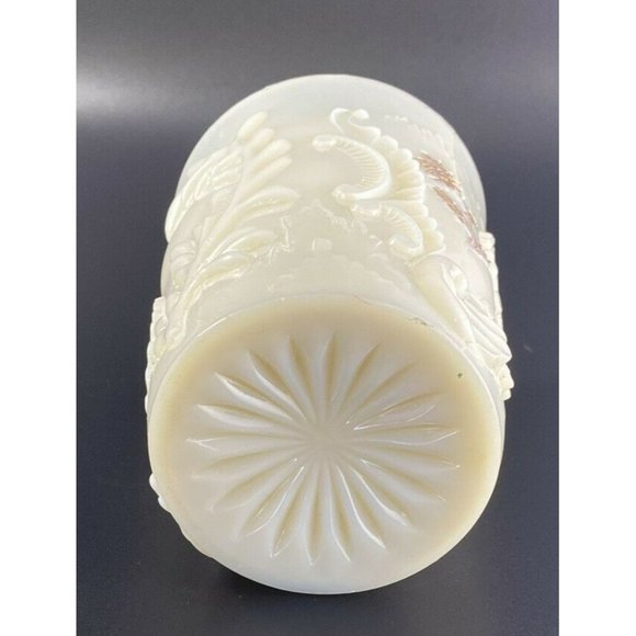 Northwood Glass Custard Louis XV with Gold Gilt Decorated Tumbler - Picture 3 of 6